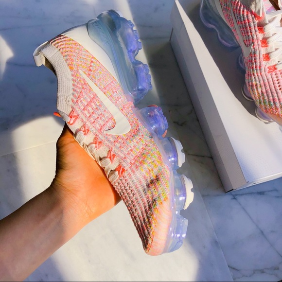 Air Vapormax Flyknit - Picture 6 of 8
